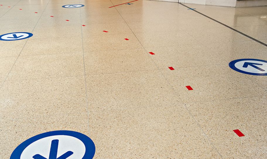 marquage au sol, sens de circulation