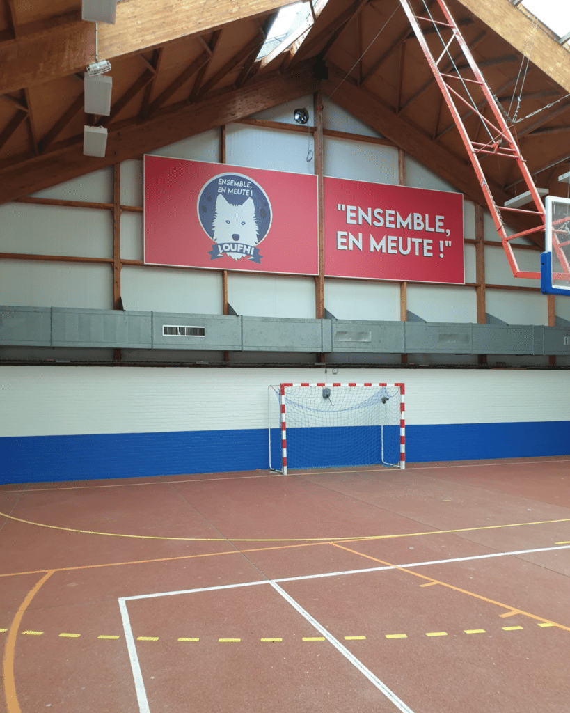 panneau publicitaire intérieur à Rouen